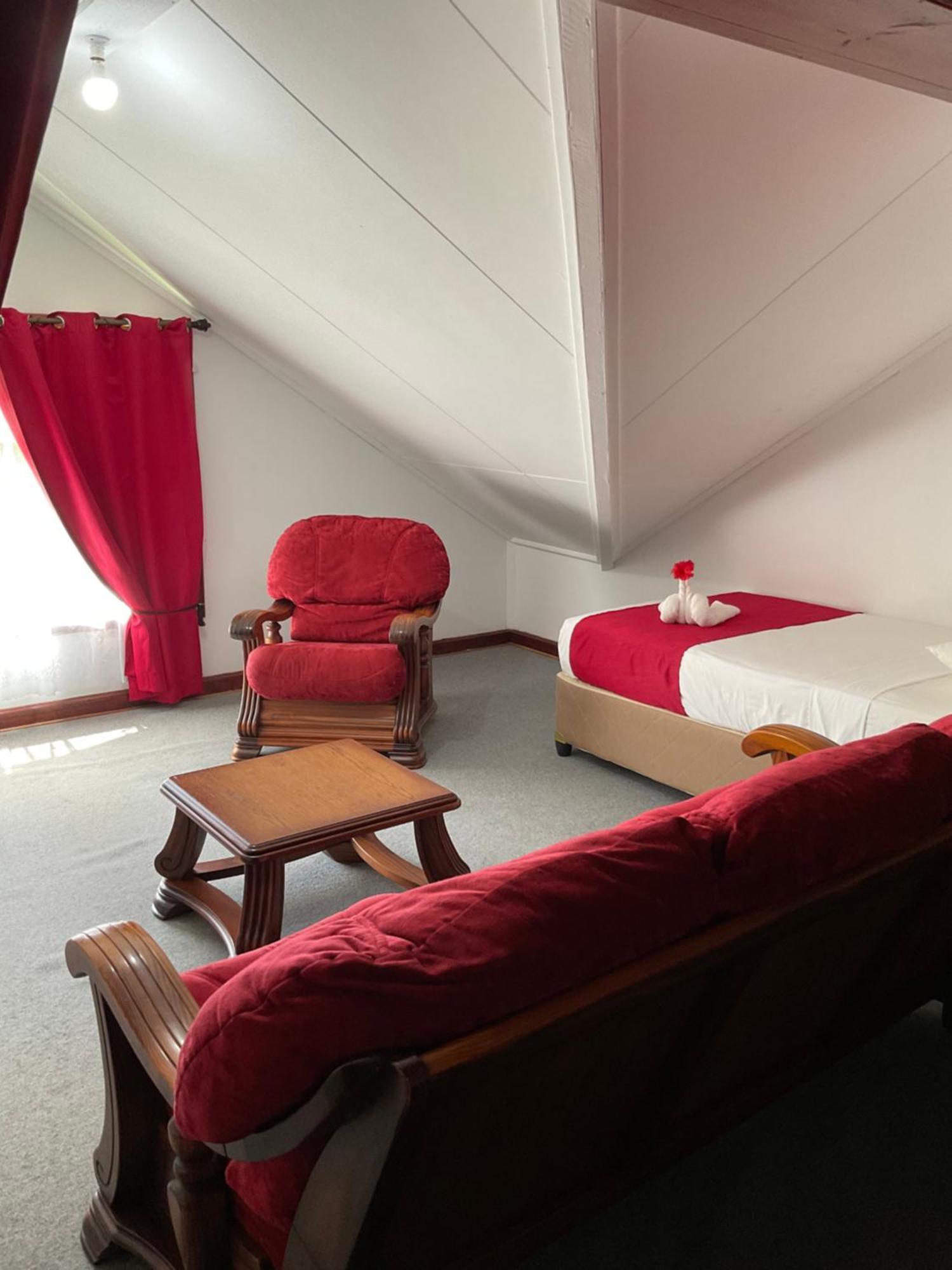 Le Chevalier Bay Guesthouse Ансе Лаціо Екстер'єр фото